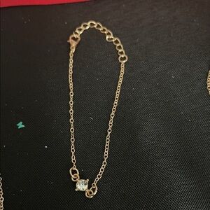 Elegant Gold Tone Chain Bracelet with Crystal Accent